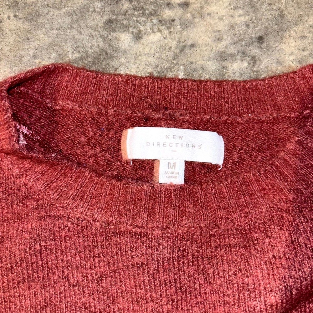 New Directions Sweater Womens Medium Maroon Long Sleeve Side Button Pullover - Picture 3 of 10